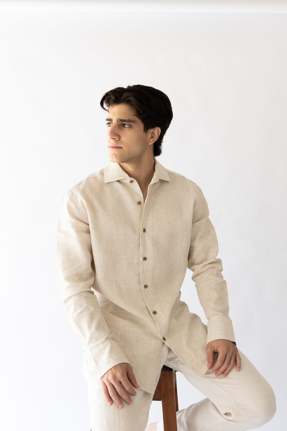 Camisa Hun de lino color natural — Cachito de Lino